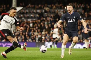 Rodrigo Muniz đã ghi hai bàn giúp Fulham đả bại Tottenham 3-0 tại Craven Cottage.