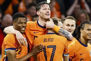 Hà Lan đánh bại Scotland với tỷ số 4-0 trong trận giao hữu ở Amsterdam.