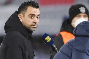 HLV Xavi Hernandez xác nhận đang có hành động pháp lý chống lại 2 nhà báo.