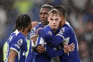 Chelsea đã chi hơn 75 triệu bảng cho phí đại diện và trung gian trong một năm qua.