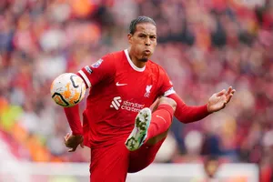 Virgil van Dijk cho biết rất háo hức trở thành một phần trong quá trình chuyển đổi ở sân Anfield.
