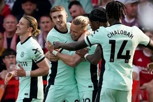 Chelsea nâng cao cơ hội tham dự cúp châu Âu mùa tới sau chiến thắng ngược dòng 3-2 trên sân Nottingham Forest.