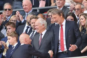 Sir Jim Ratcliffe không đề cập đích danh HLV Erik ten Hag khi chúc mừng đội bóng giành FA Cup.