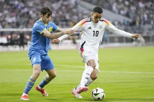 Tuyển Đức khởi động bằng kết quả hòa 0-0 trong trận giao hữu với Ukraine.