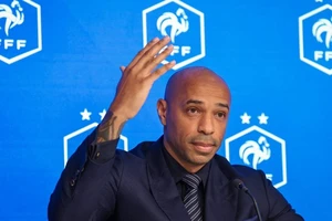 HLV Thierry Henry khẳng định ông không hoàn toàn loại Kylian Mbappe khỏi Thế vận hội.