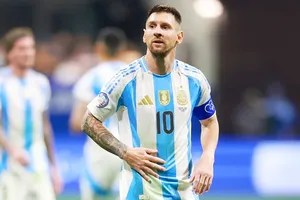 Lionel Messi đã được thừa nhận như là cầu thủ bóng đá xuất sắc nhất mọi thời đại.