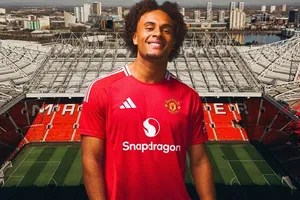 Joshua Zirkzee là bản hợp đồng đầu tiên của Man.United trong mùa hè này.