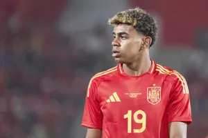 Cha của Lamine Yamal được cho phải nhập viện cấp cứu sau khi bị đâm tại một bãi đậu xe gần Barcelona.