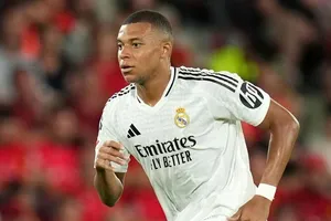 Kylian Mbappe đang chống lại CLB cũ PSG vì khoản tiền lương chưa được trả 55 triệu EUR.