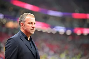 Đội hình Barcelona của tân HLV Hansi Flick đang bị bào mòn thêm bởi nhiều sự ra đi.