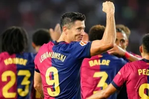 Robert Lewandowski mừng sinh nhật thứ 36 trong tuần này bằng bàn thứ 3 sau 2 trận La Liga.