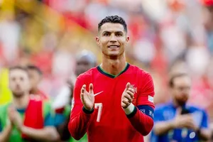 Cristiano Ronaldo bác bỏ đồn đoán anh cân nhắc việc kết thúc sự nghiệp tại tuyển Bồ Đào Nha.