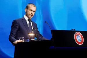 LĐBĐ châu Âu (UEFA) tiếp tục mạnh tay với công tác tài chính CLB châu Âu.