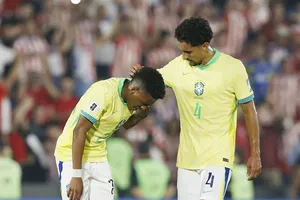 Brazil thua 0-1 tại Paraguay và là thất bại thứ 4 trong 5 trận gần nhất tại vòng loại World Cup 2026.