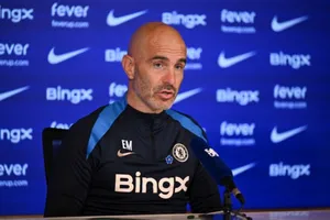 HLV Enzo Maresca trả lời các phóng viên trước trận gặp Barrow