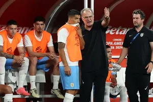 Luis Suarez bất ngờ đưa ra nhiều chỉ trích nhằm vào HLV Marcelo Bielsa.