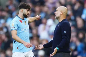 HLV Pep Guardiola cùng các học trò nhận thức rõ họ không thể sao nhãng trong mọi trận đấu ở Premier League.