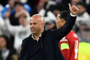 HLV Arne Slot rất vui khi Liverpool thắng 2-0 trước Real Madrid tại Champions League. 