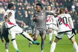 Vinicius Junior trong trận hòa 3-3 tại Rayo Vallecano.