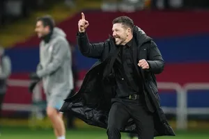 HLV Simeone ca ngợi sức bền của Atletico 