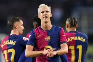 Dani Olmo đã gửi thông điệp thách thức sau khi Barcelona kết thúc năm 2024.