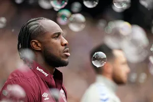 Michail Antonio cho biết anh rất biết ơn vì còn được sống sau tai nạn ô tô kinh hoàng.