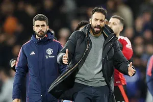 HLV Ruben Amorim thừa nhận phong độ kém cỏi khiến các cầu thủ Man.United sợ hãi trên sân cỏ.