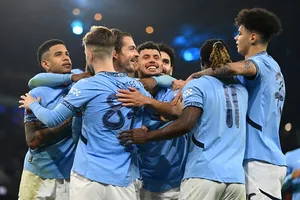 Man.City phô diễn sức mạnh khi hủy diệt đội bóng hạng 4 Salford City với tỷ số 8-0.