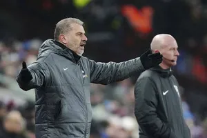 HLV Ange Postecoglou đối mặt với cuộc khủng hoảng lớn nhất trong thời gian ở Tottenham