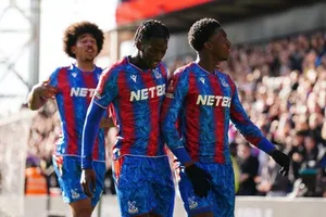 Crystal Palace hạ gục Millwall với tỷ số 3-1