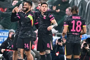 Chelsea duy trì mạch toàn thắng khi giành chiến thắng 2-1 ngay trên sân Copenhagen.