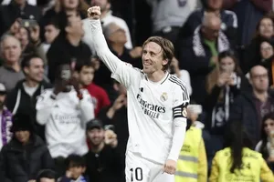 Luka Modric đã đặt mục tiêu gia hạn hợp đồng thêm một năm với Real Madrid.