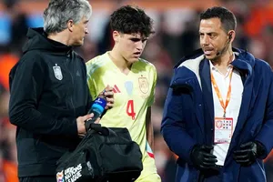 Barcelona thở phào sau cập nhật mới về tình trạng của trung vệ Pau Cubarsi.