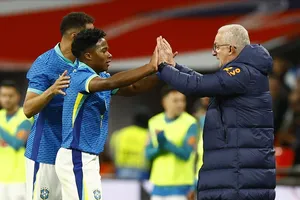 HLV Dorival Junior nhấn mạnh ông vẫn luôn theo dõi và đặt nhiều ky vọng vào Endrick.