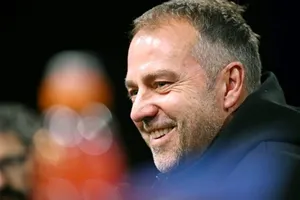 HLV Hansi Flick mong chờ một chiến thắng đẹp mắt