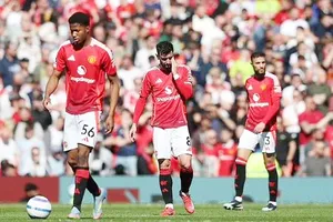 Man.United lập thêm một kỷ lục không mong muốn nữa tại CLB sau khi để thua Wolves 0-1.