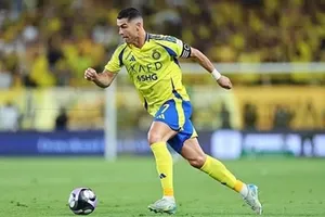 Cristiano Ronaldo trong màu áo Al-Nassr