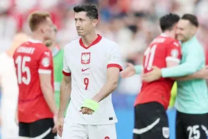 Robert Lewandowski không thi đấu cho đội tuyển Ba Lan chừng nào HLV Michal Probierz còn nắm quyền.