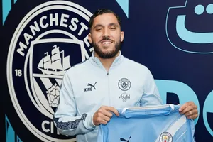 Man.City chính thức ký hợp đồng 5 năm với tiền vệ tấn công Rayan Cherki từ Lyon.