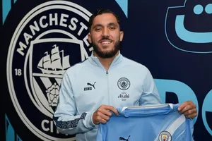Rayan Cherki hy vọng được chơi bóng tại Man.City có thể cung cấp cho anh nền tảng để giành Quả bóng vàng.