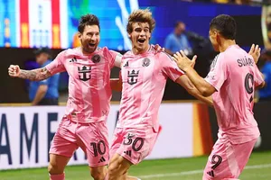 Inter Miami gây sốc khi lội ngược dòng đánh bại Porto với tỷ số 2-1