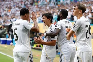Real Madrid giành quyền vào tứ kết bằng thắng lợi tối thiểu trước Juventus