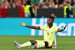 Nico Williams có thể sẽ phải ‘quay xe’ qua Đức