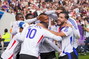 Lyon thắng kháng cáo chống xuống hạng được tiếp tục cạnh trạnh tại Ligue 1 mùa giải tới.