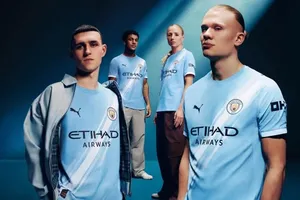 Man.City gia hạn hợp đồng tài trợ áo đấu với Puma có giá trị kỷ lục 1 tỷ bảng (1,35 tỷ USD).