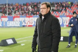 Jan Urban đã được bổ nhiệm làm HLV trưởng đội tuyển Ba Lan thay thế Michal Probierz.