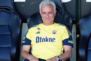 HLV Jose Mourinho không loại trừ khả năng dẫn dắt đội tuyển quốc gia Bồ Đào Nha.