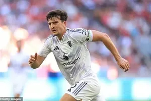 Harry Maguire sẽ gia nhập đội vào thứ Tư ở Chicago