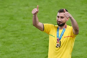 Gianluigi Donnarumma đã đăng một thông báo cho biết anh sẽ rời Paris Saint-Germain.
