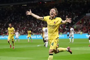 Luka Modric trở thành cầu thủ thứ sáu ghi bàn tại giải vô địch quốc gia Italy sau khi bước sang tuổi 40.